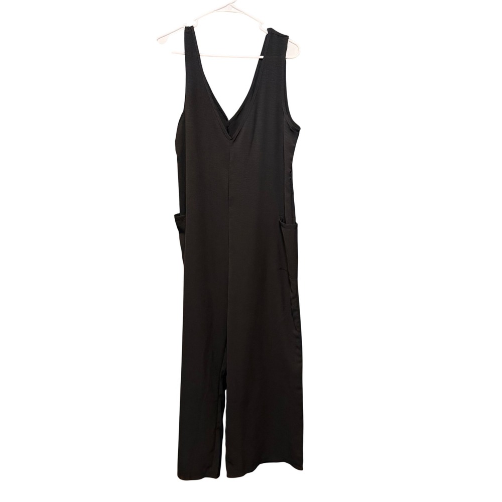 Womens Black Wide Leg Sleeveless V-Neck Jumpsuit with Pockets Size L